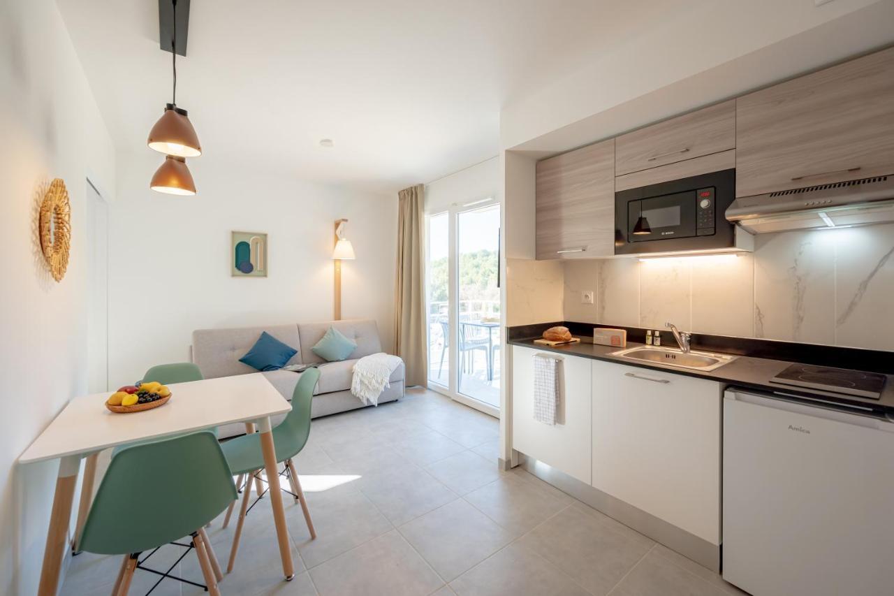 Residence Pierre Et Vacances Cap Cassis Calanques โรกฟอร์ต-ลา-เบดูล ภายนอก รูปภาพ