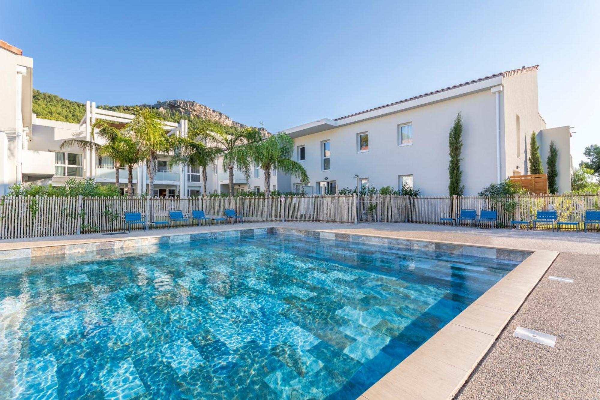 Residence Pierre Et Vacances Cap Cassis Calanques โรกฟอร์ต-ลา-เบดูล ภายนอก รูปภาพ