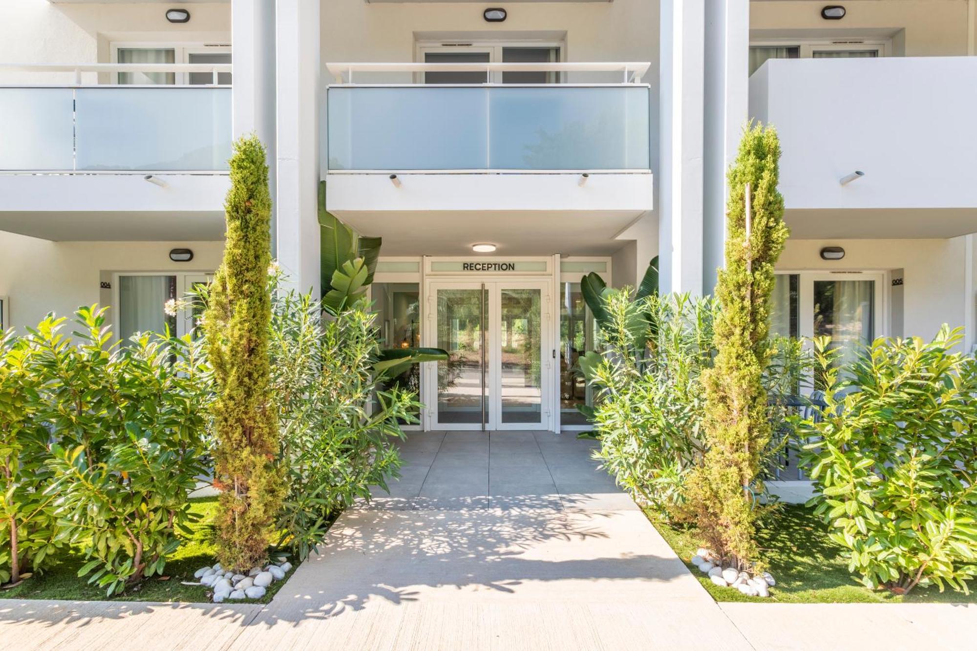 Residence Pierre Et Vacances Cap Cassis Calanques โรกฟอร์ต-ลา-เบดูล ภายนอก รูปภาพ