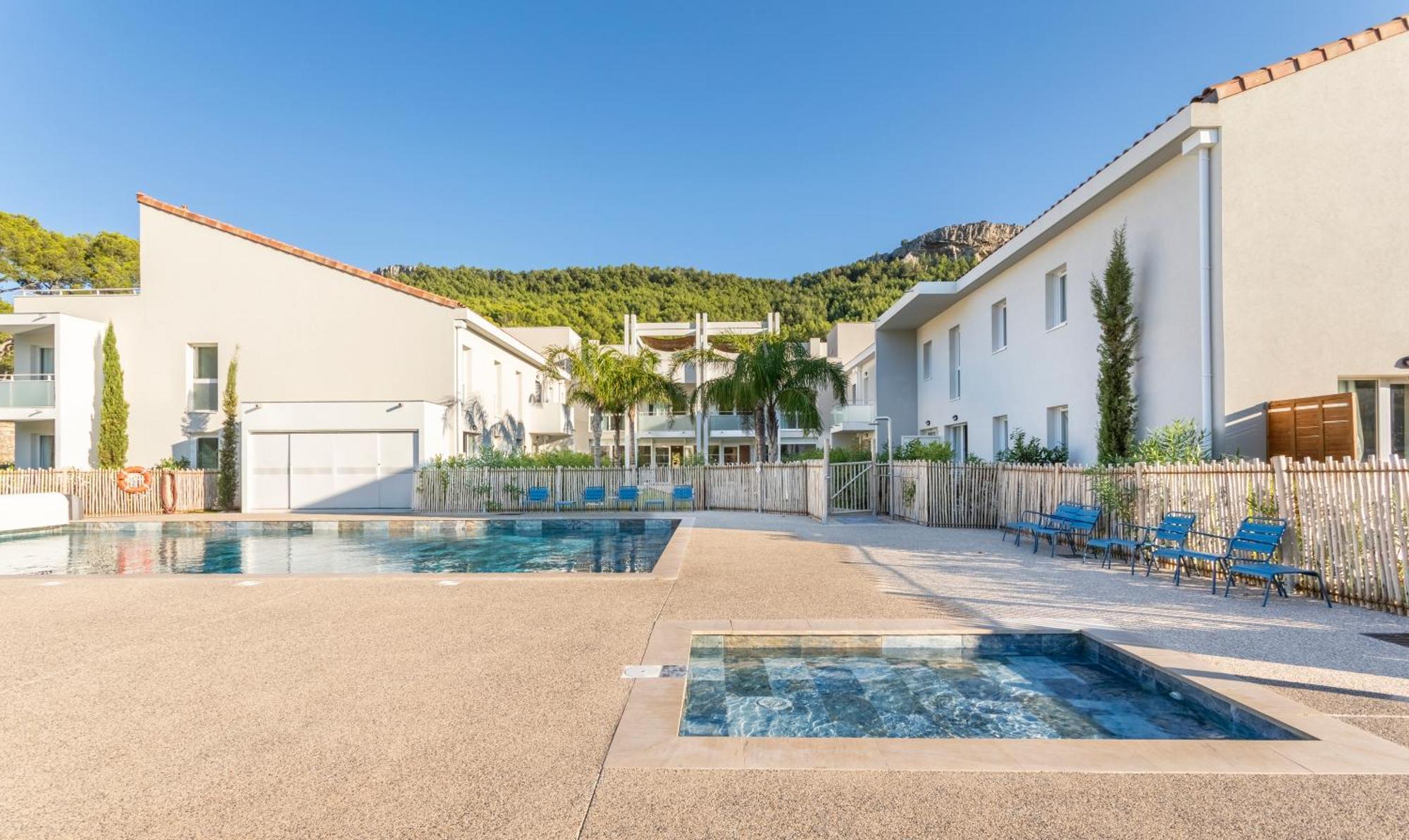 Residence Pierre Et Vacances Cap Cassis Calanques โรกฟอร์ต-ลา-เบดูล ภายนอก รูปภาพ