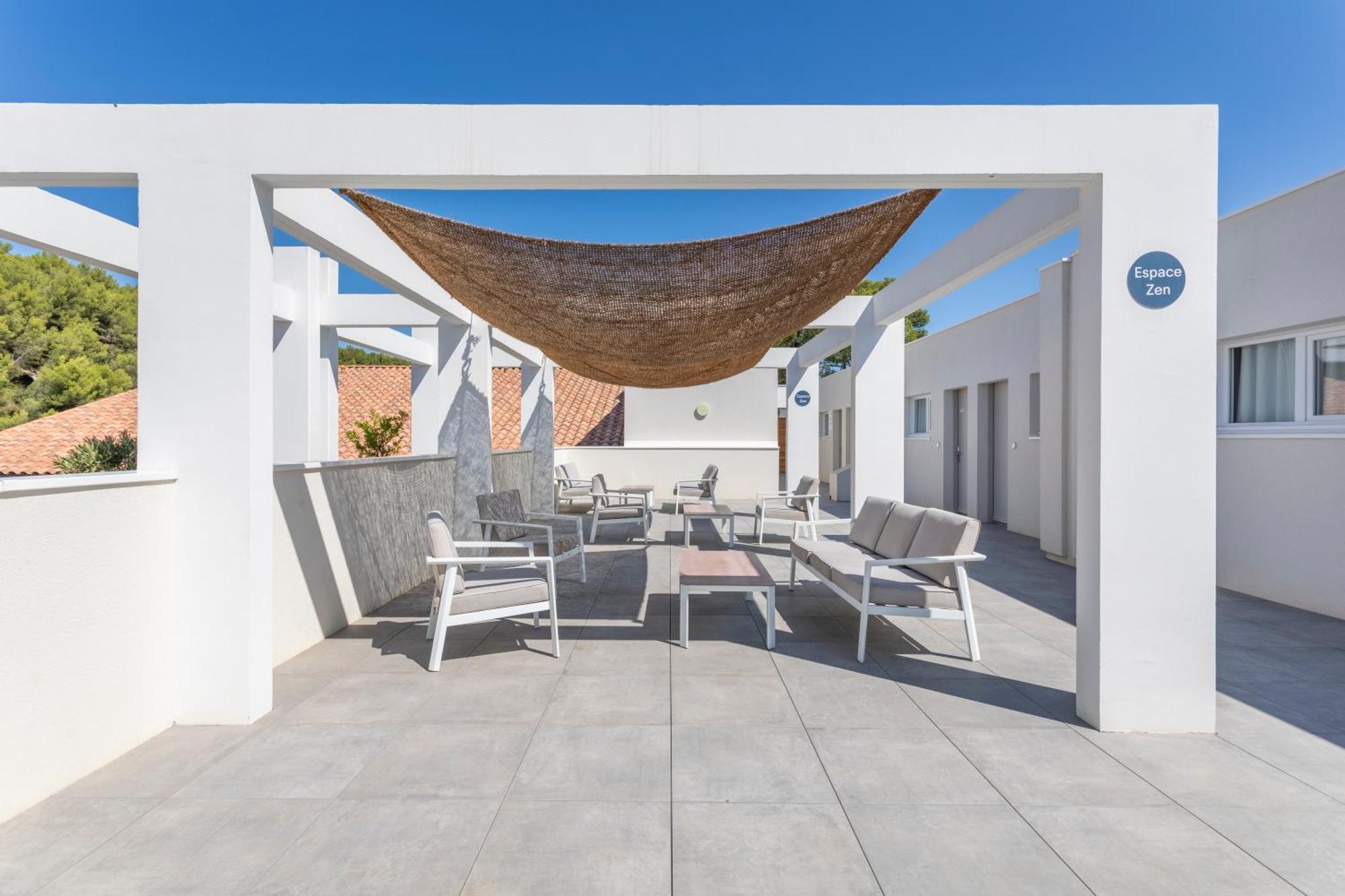 Residence Pierre Et Vacances Cap Cassis Calanques โรกฟอร์ต-ลา-เบดูล ภายนอก รูปภาพ